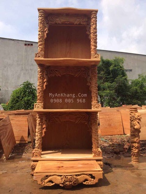 Bàn thờ Thần Tài Ông Địa 3 tầng tại TP HCM